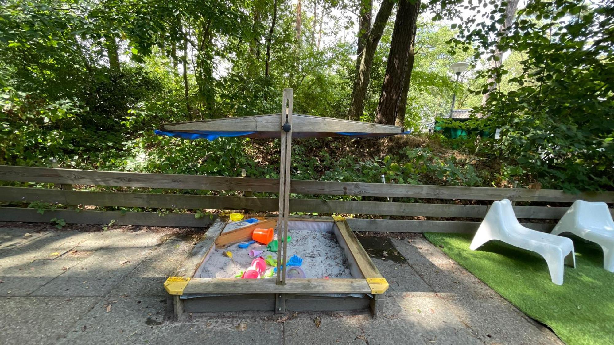 Sayang26 Gezellige Gezinsvriendelijke Stacaravan Op Familiecamping De Vossenburcht In Natuurgebied Reestdal - No Workers Allowed Villa IJhorst Exterior photo